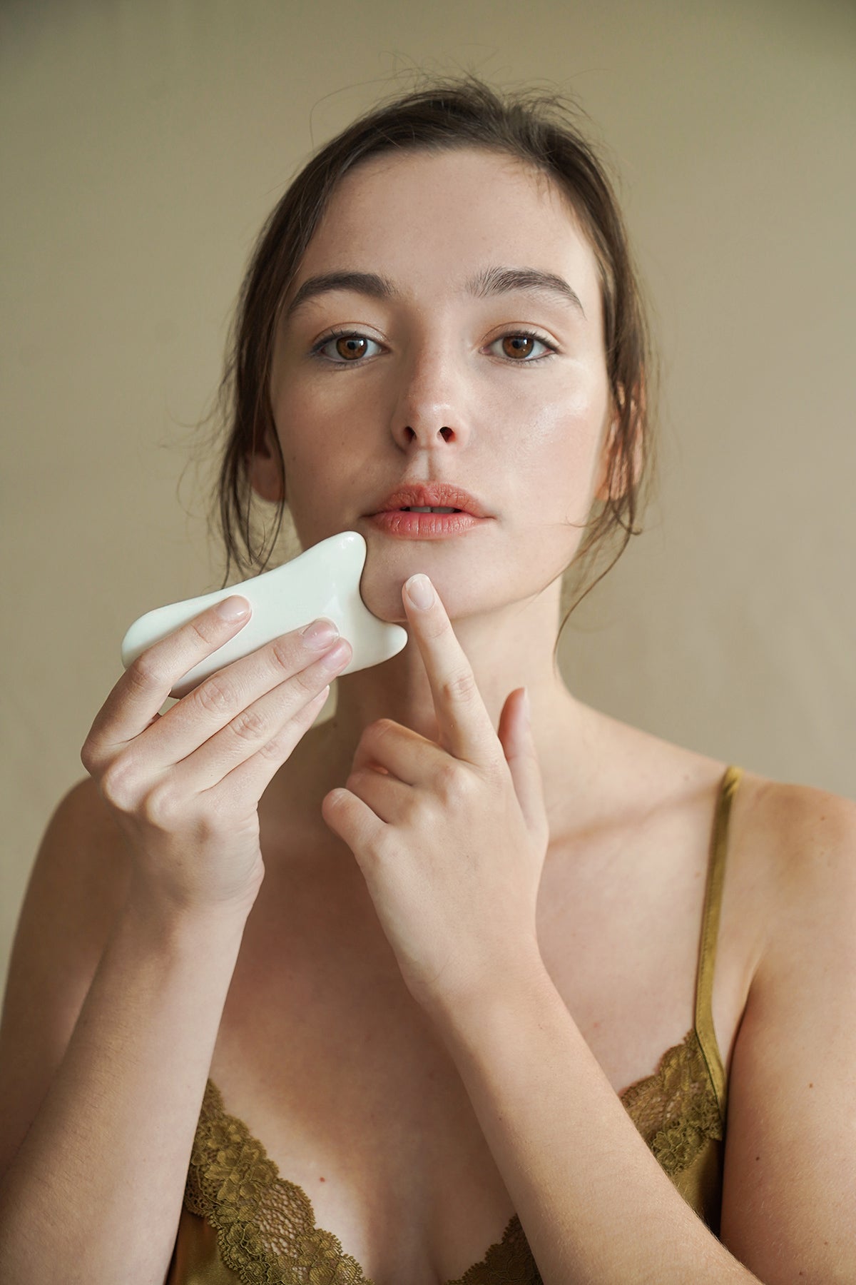 The Porcelain Skin Jewel (Gua Sha)
