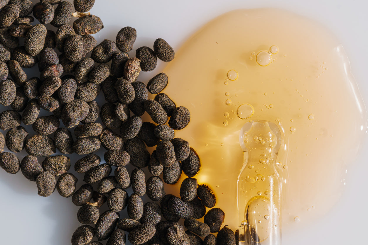 Bakuchiol – ein ruhiger Wirkstoff für kontinuierliche Hautpflege