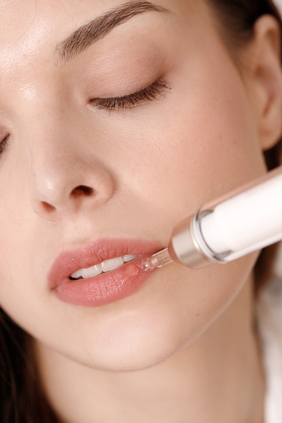 Refining Lip Cleanser