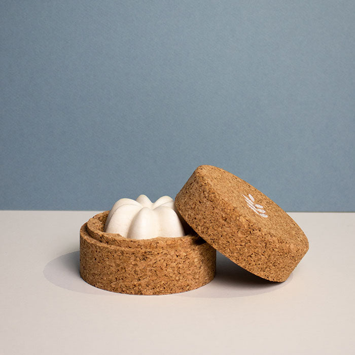The Round Cork Case